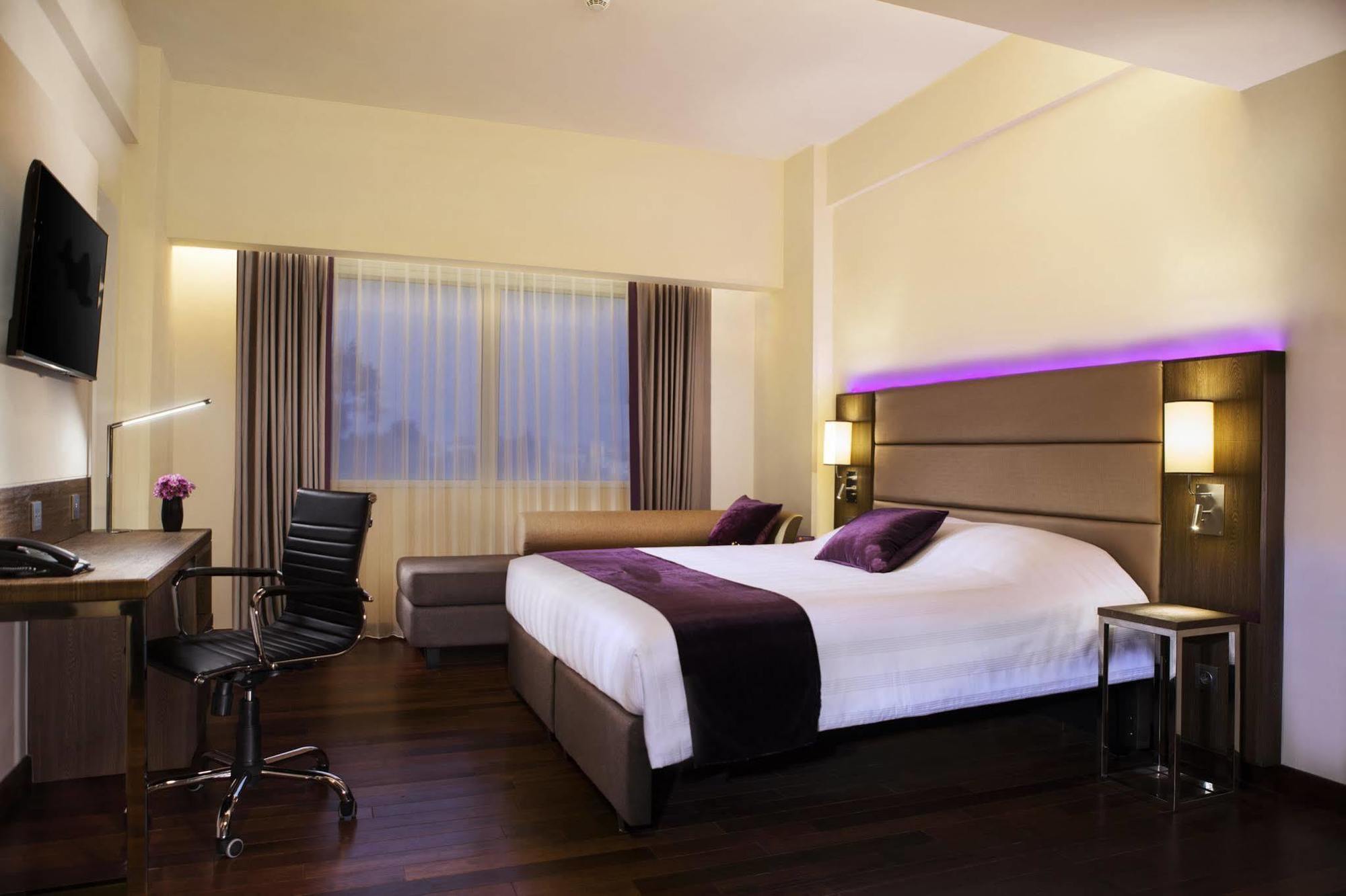 Bigland Hotel & Convention Sentul Bogor Exteriér fotografie