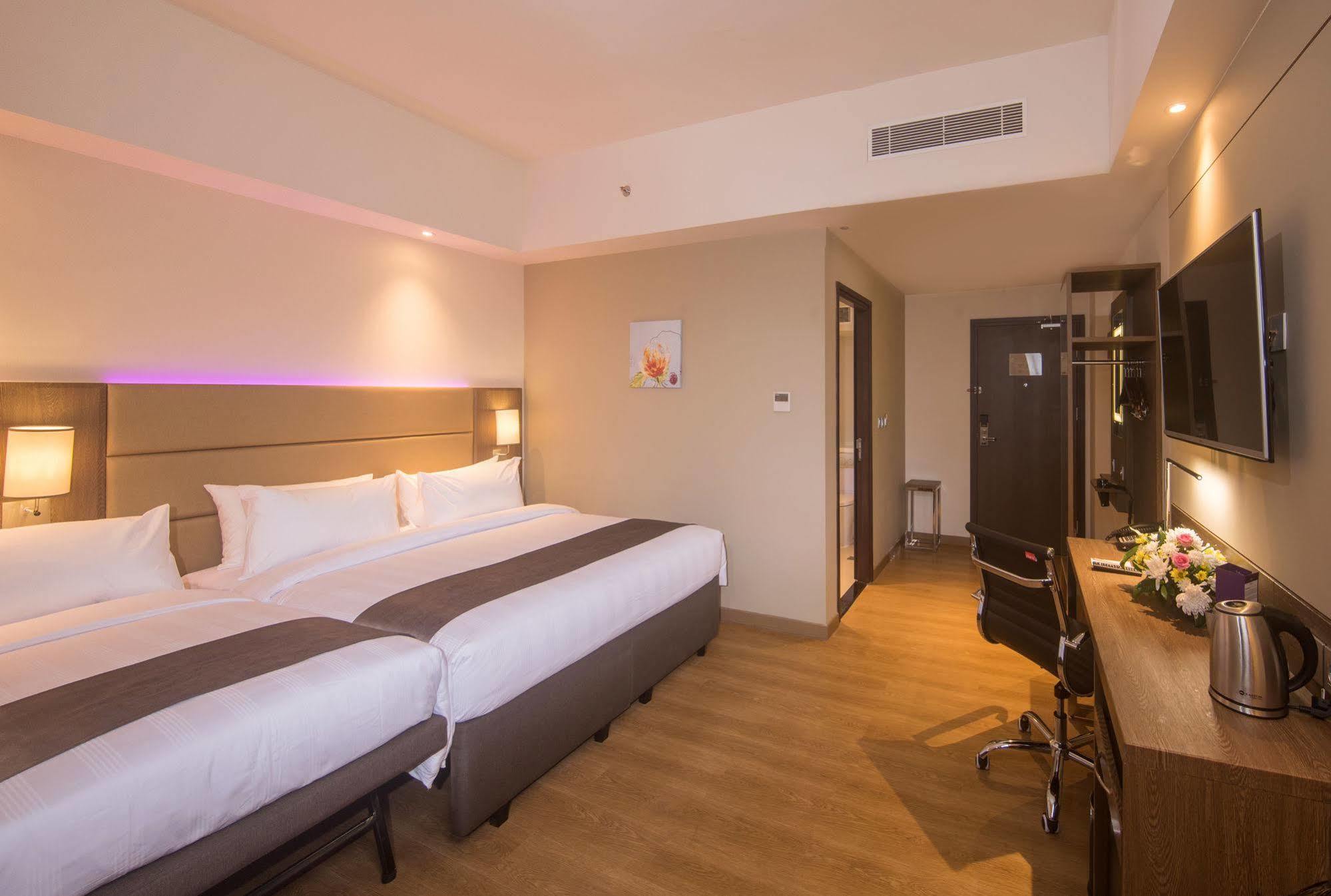 Bigland Hotel & Convention Sentul Bogor Exteriér fotografie